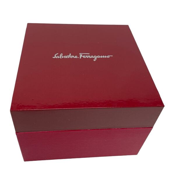 Ferragamo Logomania  Moon Phase Women's Watch Gold Tone Hardware Black Leather - Picture 13 of 13